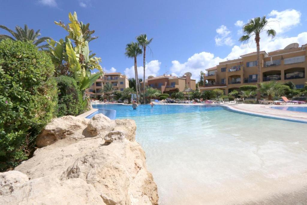 Limnaria Gardens B Paphos Exterior foto